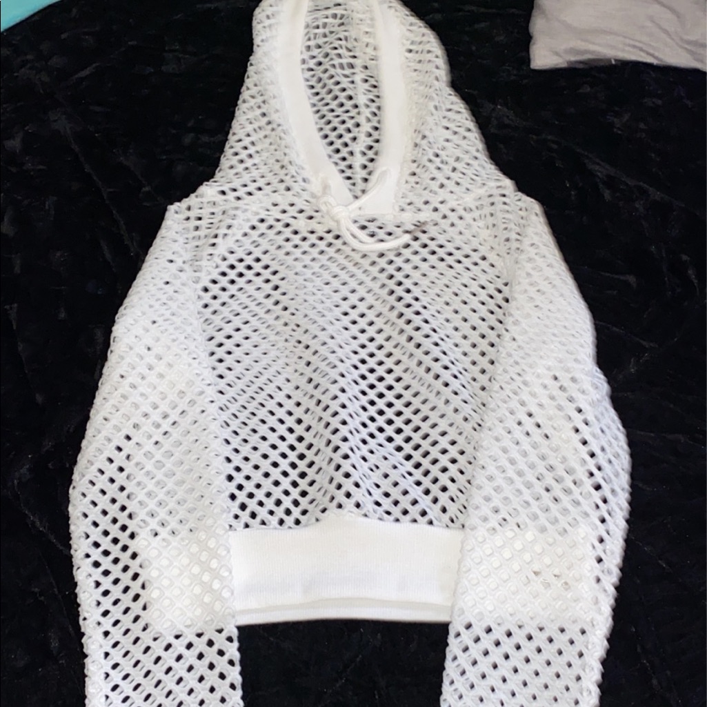 Sommer Ray Pullover